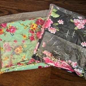 Swaddles and matching bows